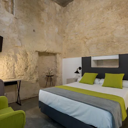 La Puerta De Palacio - Adults Only Hotel