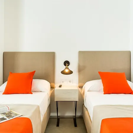 Otel La Puerta De Palacio - Adults Only 3*