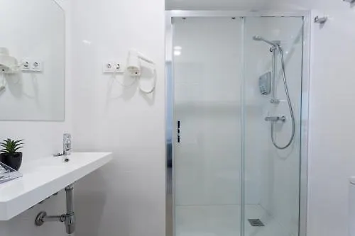 Отель La Puerta De Palacio - Adults Only