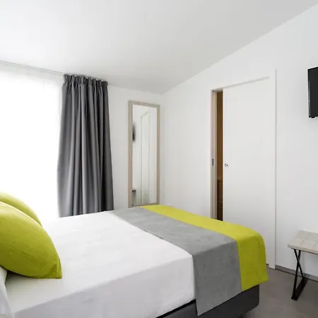 فندق La Puerta De Palacio - Adults Only