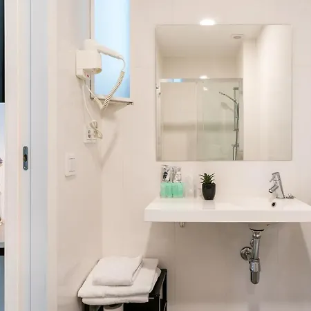 فندق La Puerta De Palacio - Adults Only 3*