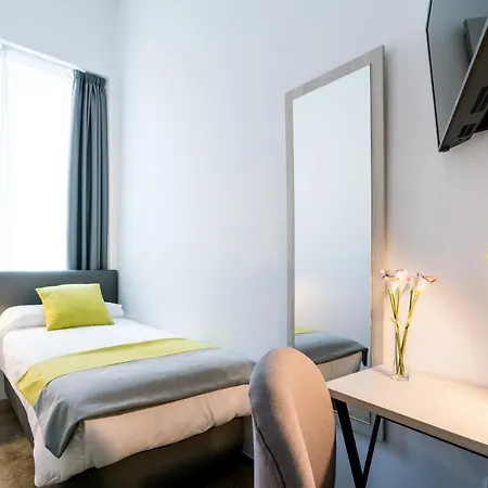 فندق La Puerta De Palacio - Adults Only